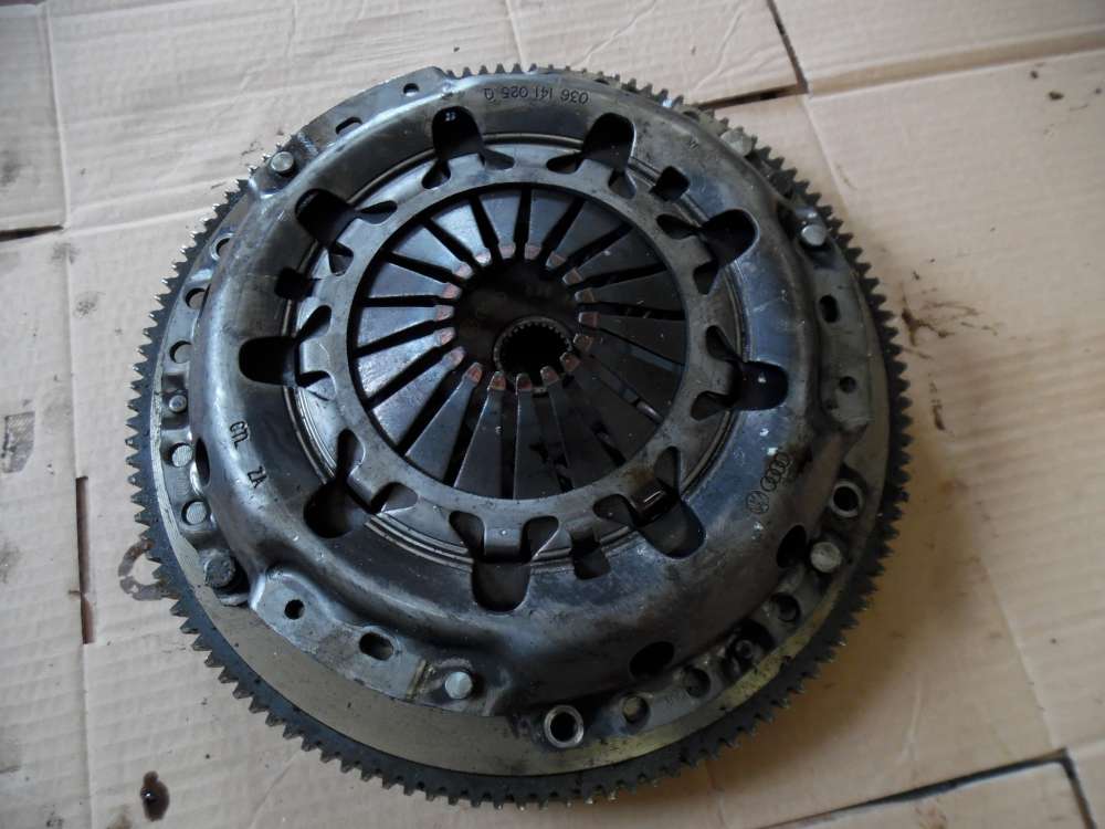 Seat Ibiza 6L 1,2L Schwungrad Kupplungssatz 036141025Q/ R030105271Q