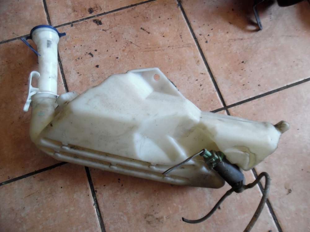 Peugeot 206 1,4l Scheibenwaschbehälter 9628747380
