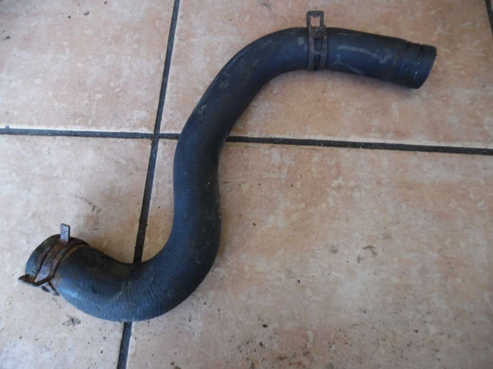 Peugeot 206 1,4L Schlauch K?hler unten