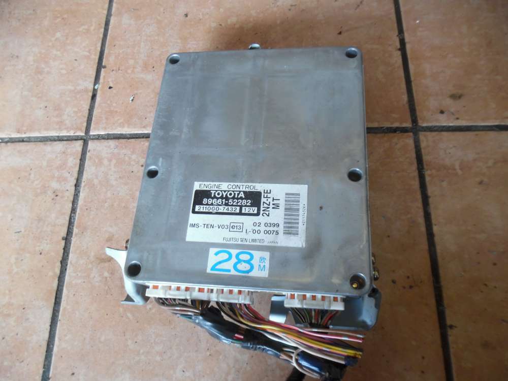 Toyota Yaris Verso Motorsteuerger?t 89661-52282