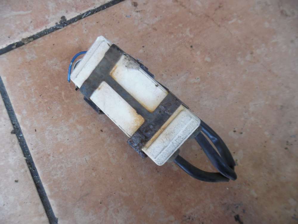 Toyota Yaris Verso Relais Kühlerlüfter 2468102851