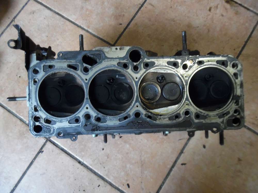 Audi A3 1,6L Zylinderkopf Benzin 068103373