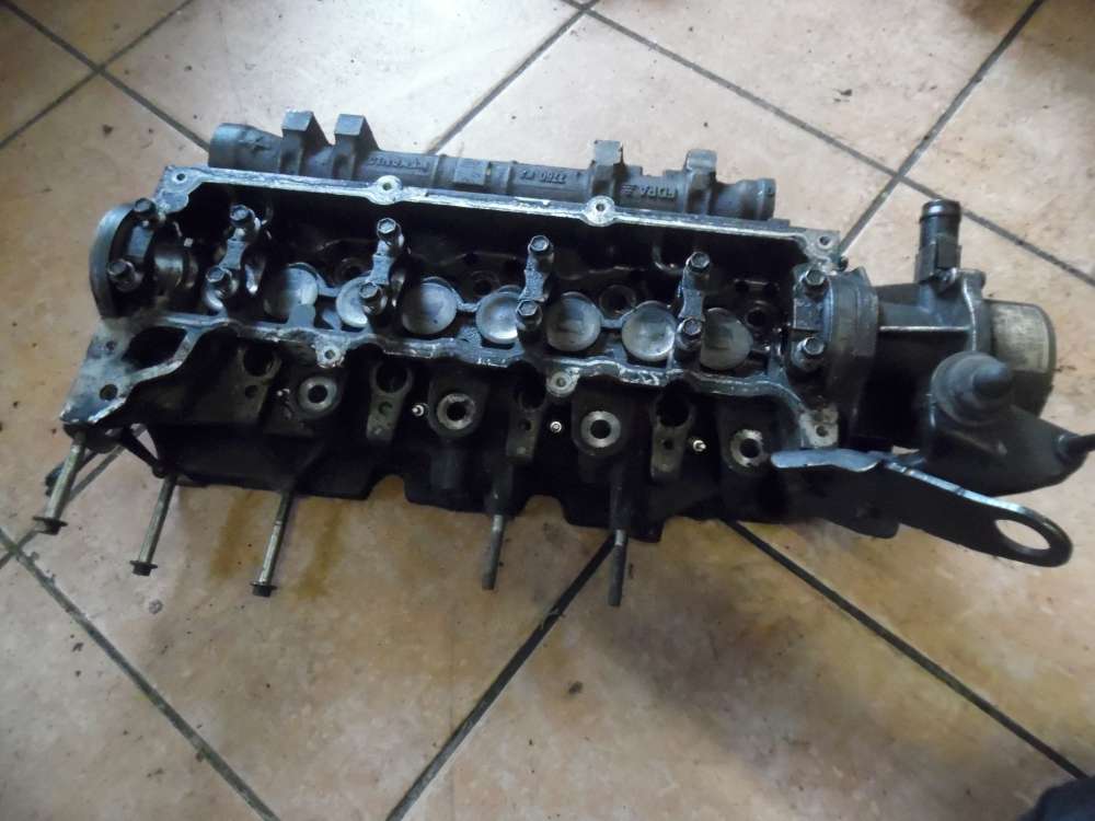 Renault Megane II 1,5TDi Zylinderkopf mit Unterdruckpumpe 8200327149