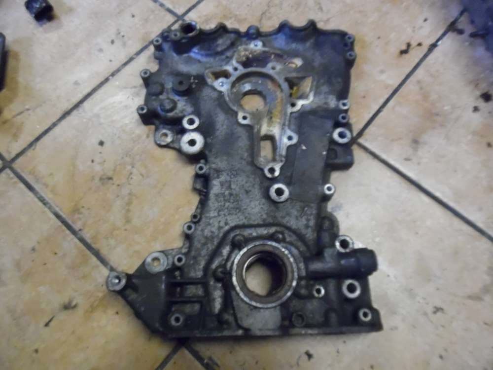 Opel Astra Agila Corsa 1,0 Ölpumpe Stirngehäusedeckel 55556309