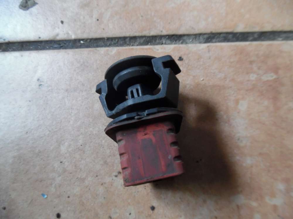 Mercedes A180 W169 Radiator bracket Kühlerhalterung A0009912195