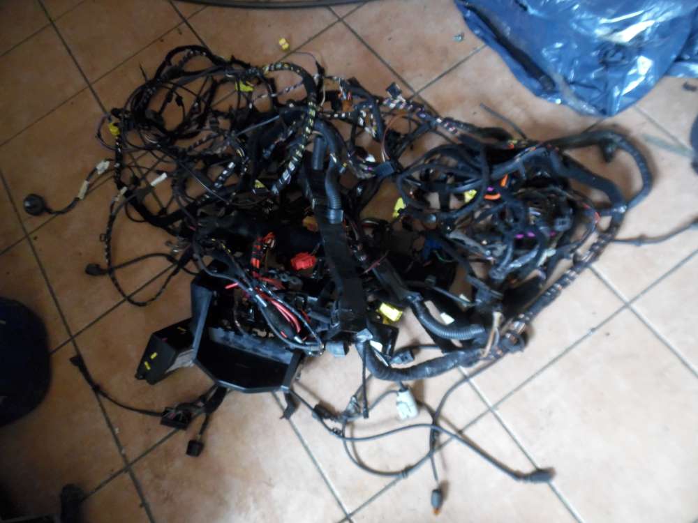 VW Polo 9N 1,2 Sicherungskasten Motorkabelbaum
