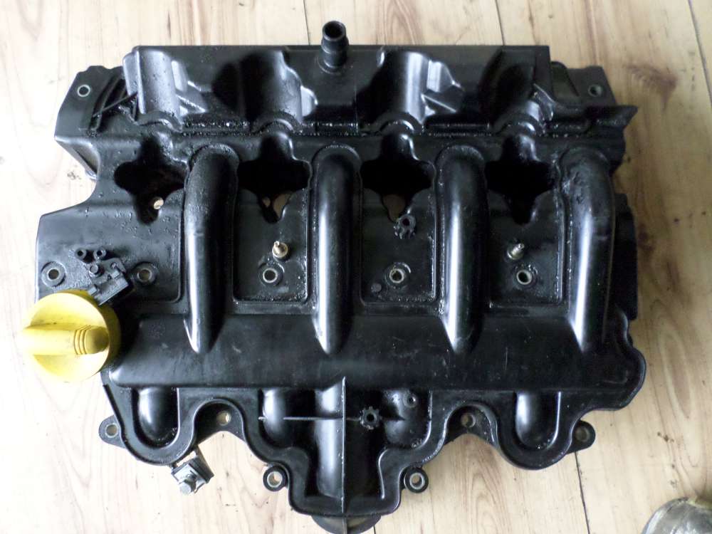Renault Espace IV Bj 2004 Diesel Ansaugbr?cke Ventildeckel Ansaugkr?mmer 8200482514