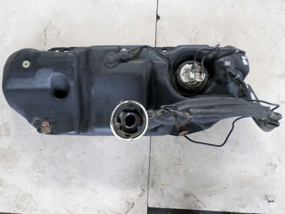 Peugeot 206 Kraftstofftank Benzintank 9625111780 9625111880