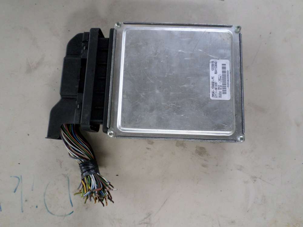 Ford Focus Motorsteuergerät 2M5A-12A650-PC 2M5A12A650PC 12220510 DUDUA22280303