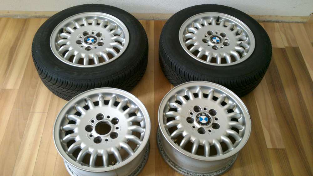 4 x Sommerraifen Alufelgen BMW 7Jx15H2 ET:47 Raifen 205/60 R15 91 H Debica