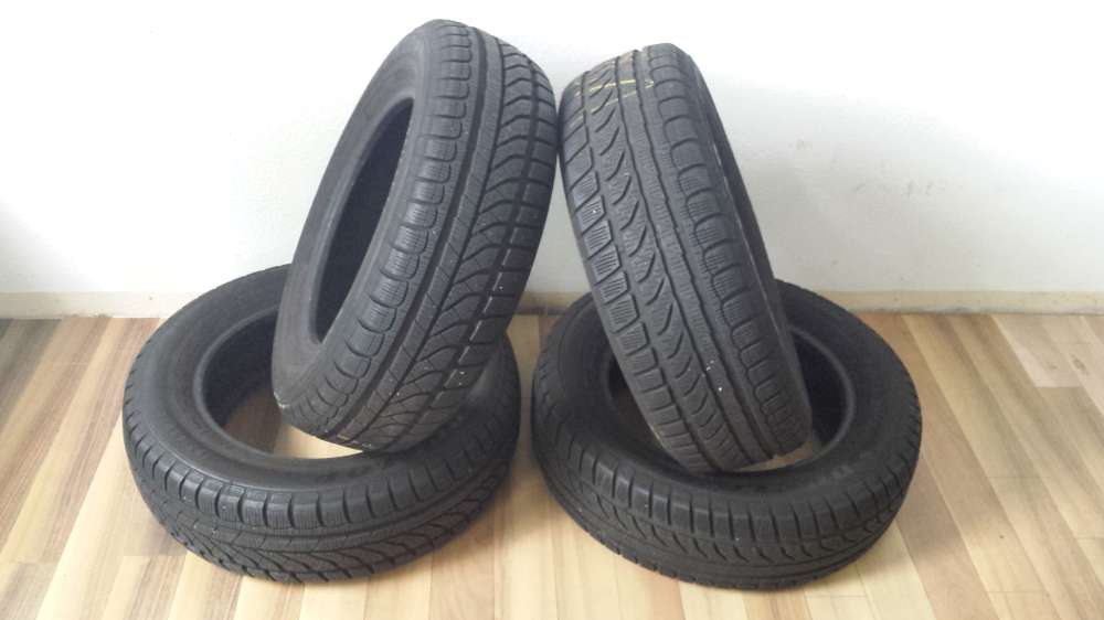 Winterreifen Dunlop 195/65 R 15 91T Dot : 2810