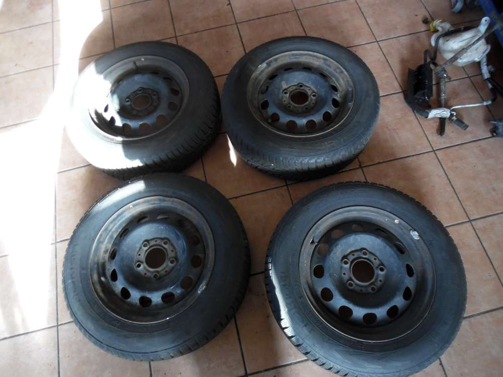 4x Stahlfelge mit Reifen Winter BMW E46 6,5Jx15 H2 Nokian 195/65 R15 91T SRD 154301 1095004