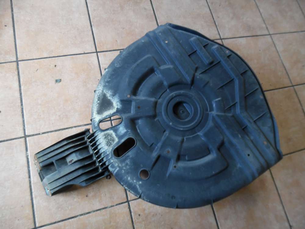 BMW E46 320d Reserveradhalterung Halter Notrad 8253590