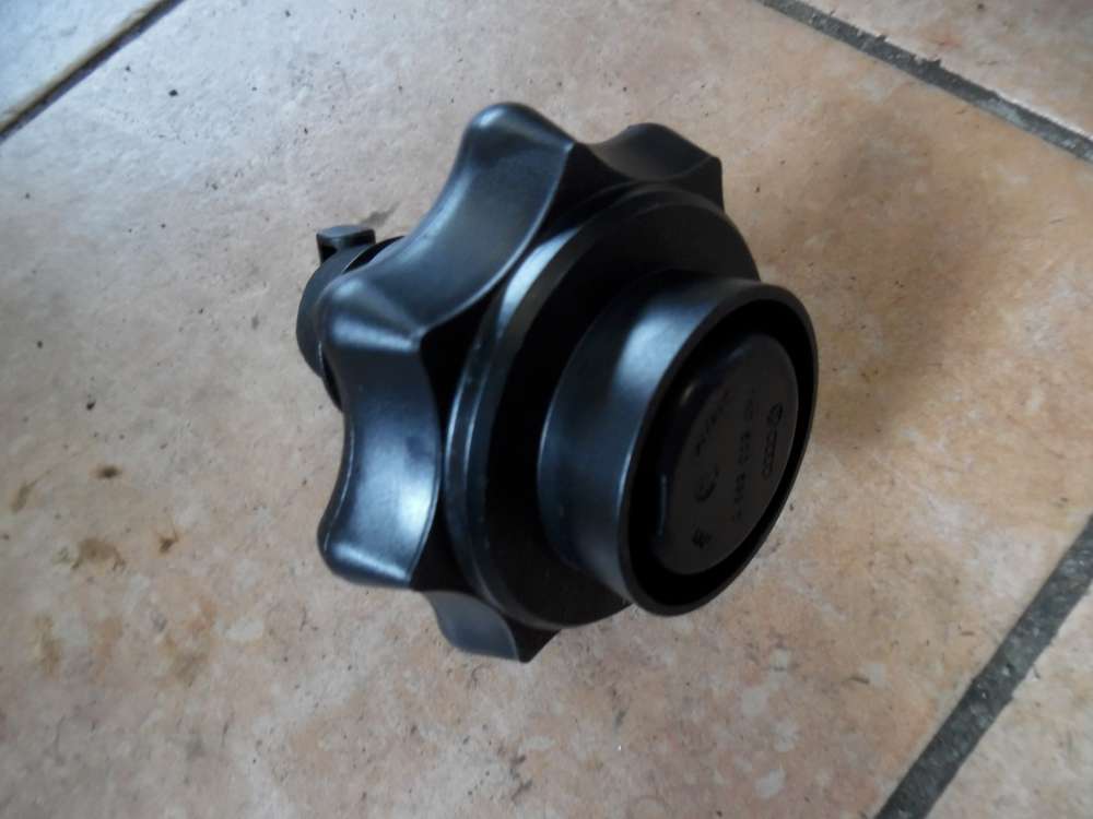 VW Golf V 1K Schraube f?r Reserveradbefestigung 1K0803899