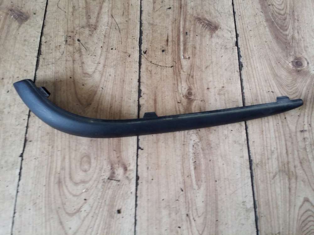 Original FORD FOCUS STO?STANGE LEISTE vorne Rechts 2M51-N17C772