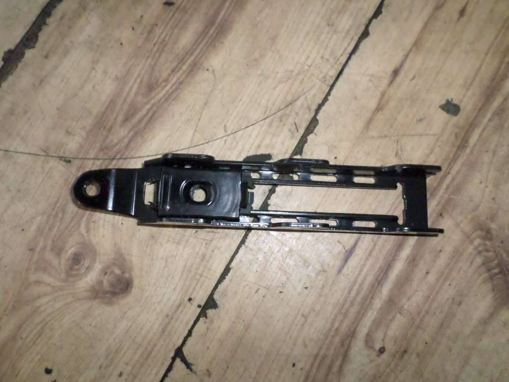 VW Golf 4 Gurtverstellung H?henversteller Hinten Links 1 St?ck 1J0857819