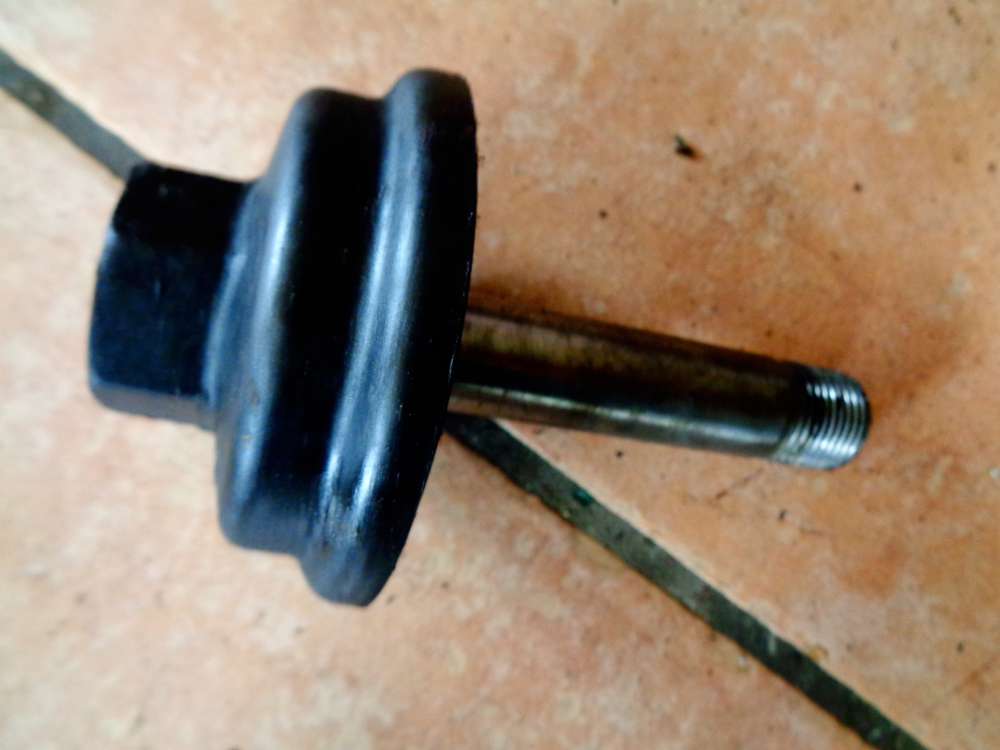 Seat Skoda VW Polo Deckel Olk?hler ?lk?hlergeh?use 038117061B