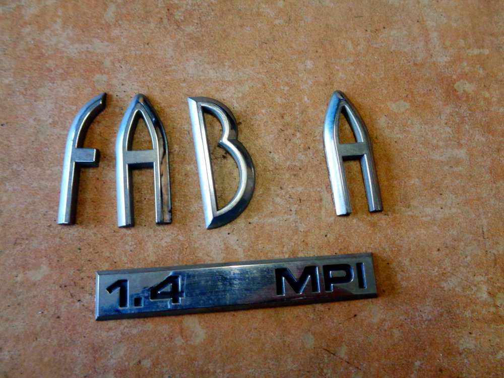 Skoda Fabia 6Y2 Limousine Bj:2002 Emblem Hinten