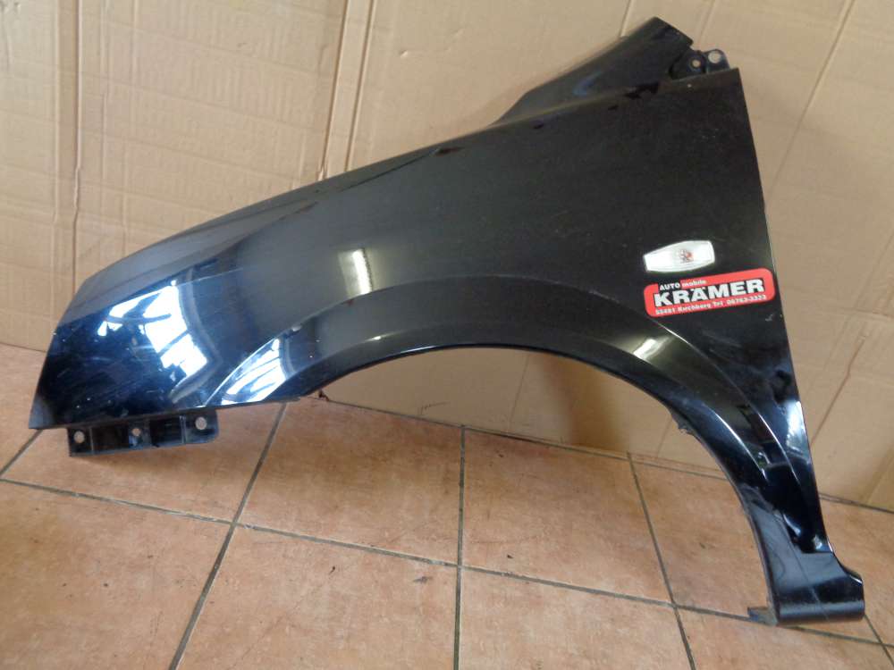 KIA Carens II Bj:2003 Kotfl?gel Links Schwarz / EB