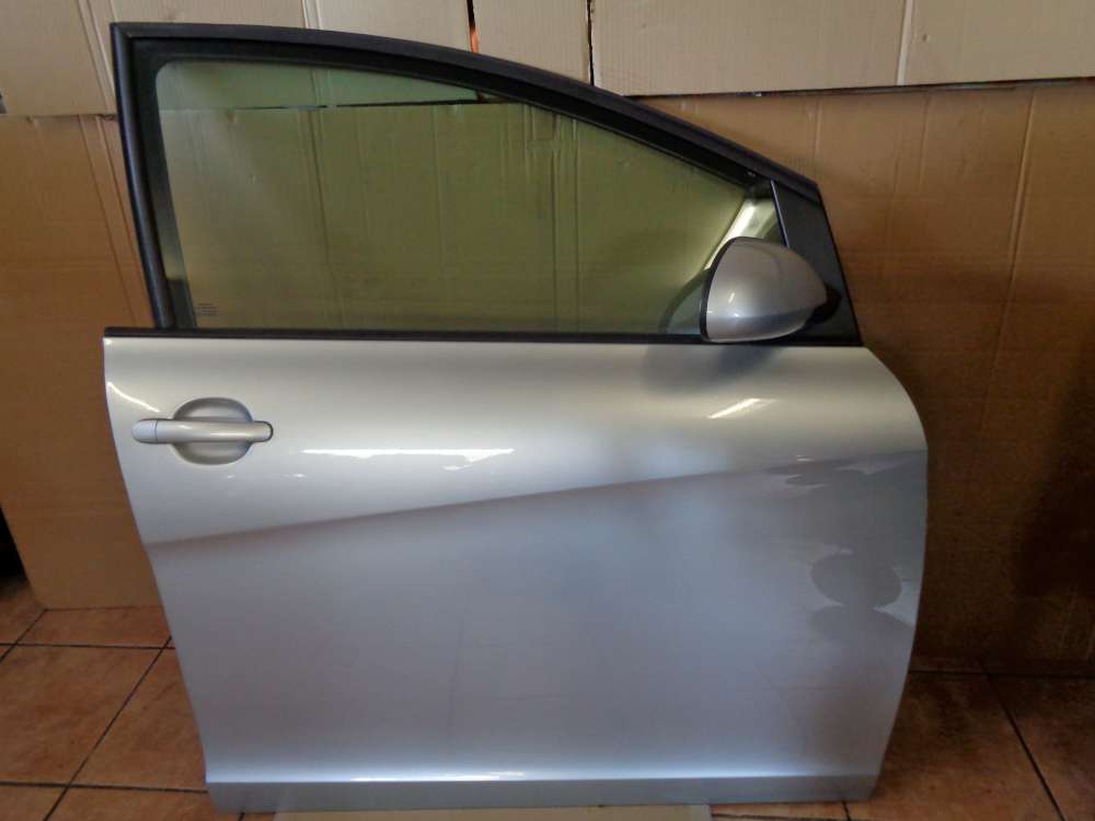Seat Altea 5P Bj:2007 T?r Vorne Rechts silber Farbecode : LS7Y
