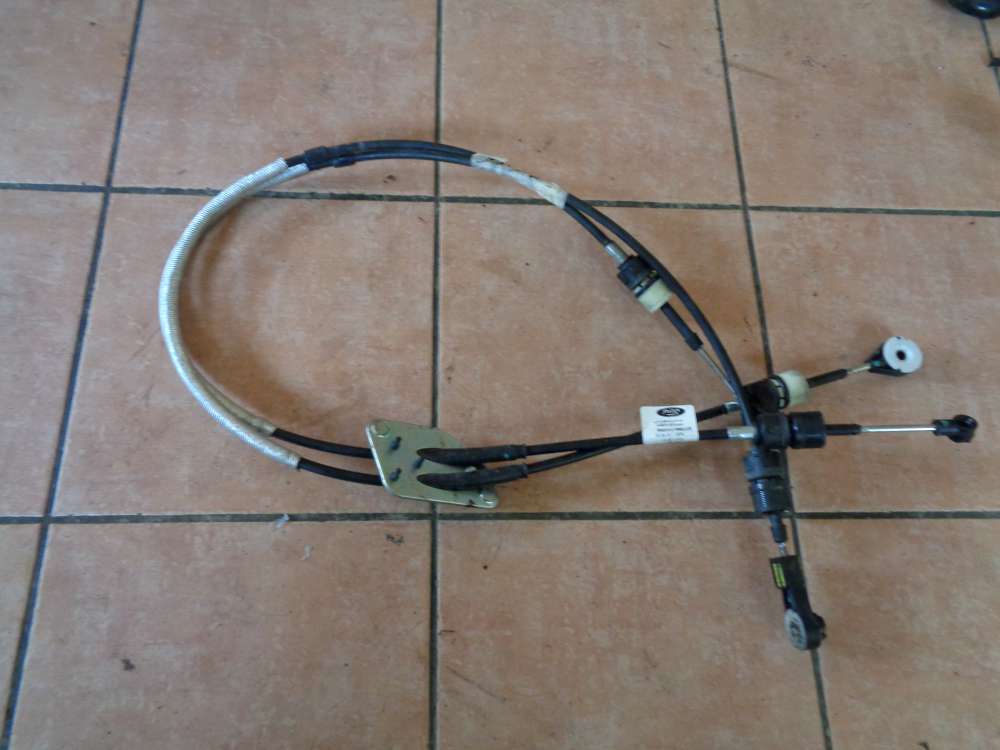 Ford Fiesta VI Gangseil Bowdenzug 8A6R 7E395-MG