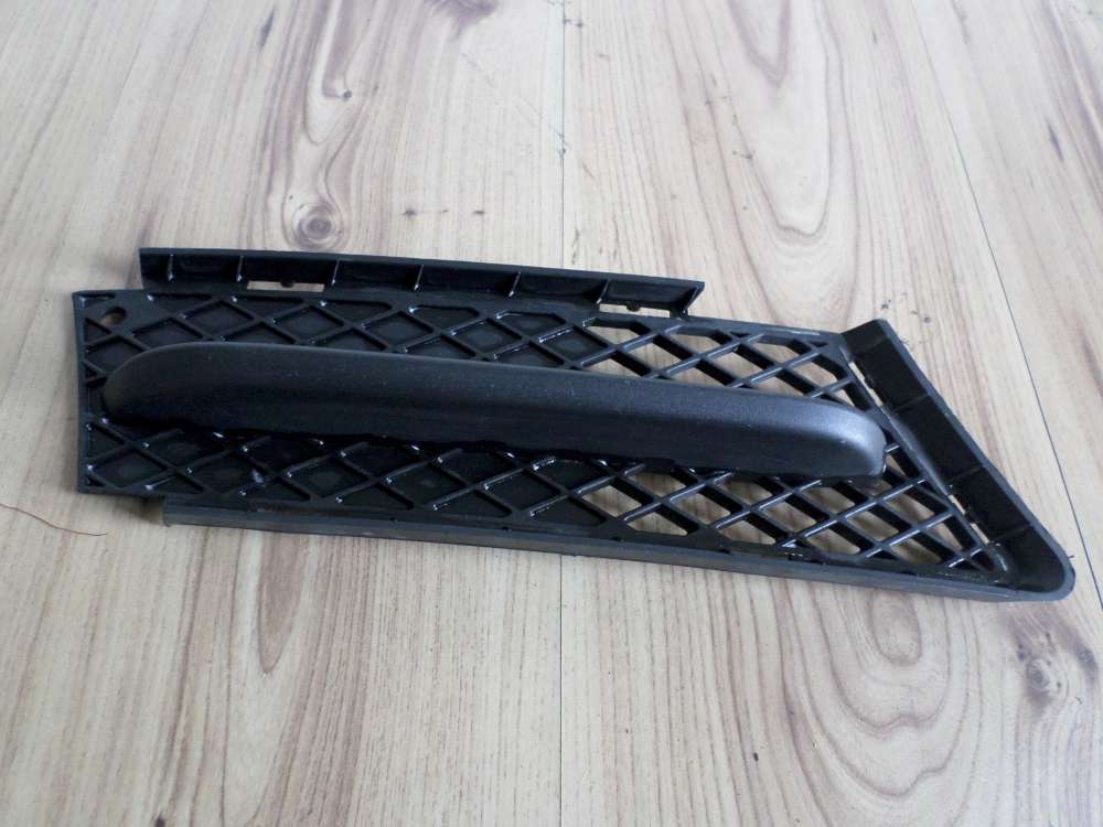 Sto?stange Gitter vorne rechts Original BMW E90 E91 ab Bj.05-08