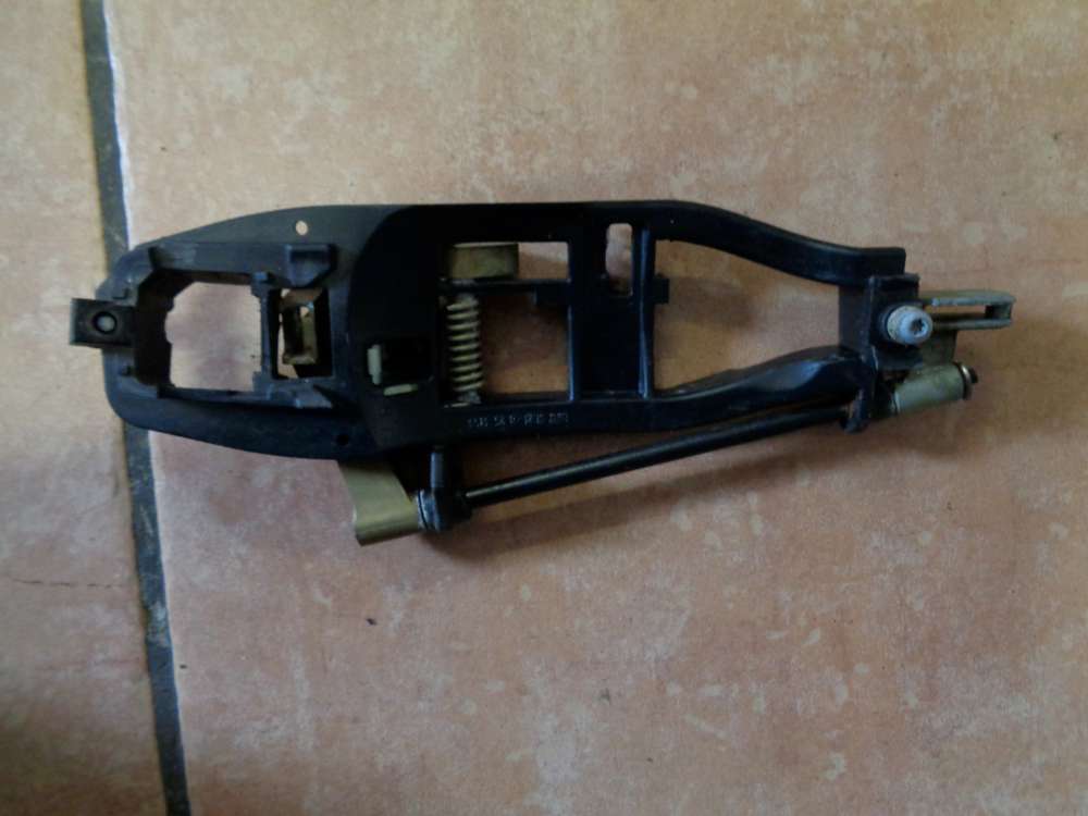 BMW E46 3er T?rgriff Tr?gerplatte T?r?ffner Griff vorne links 51.21-8253453