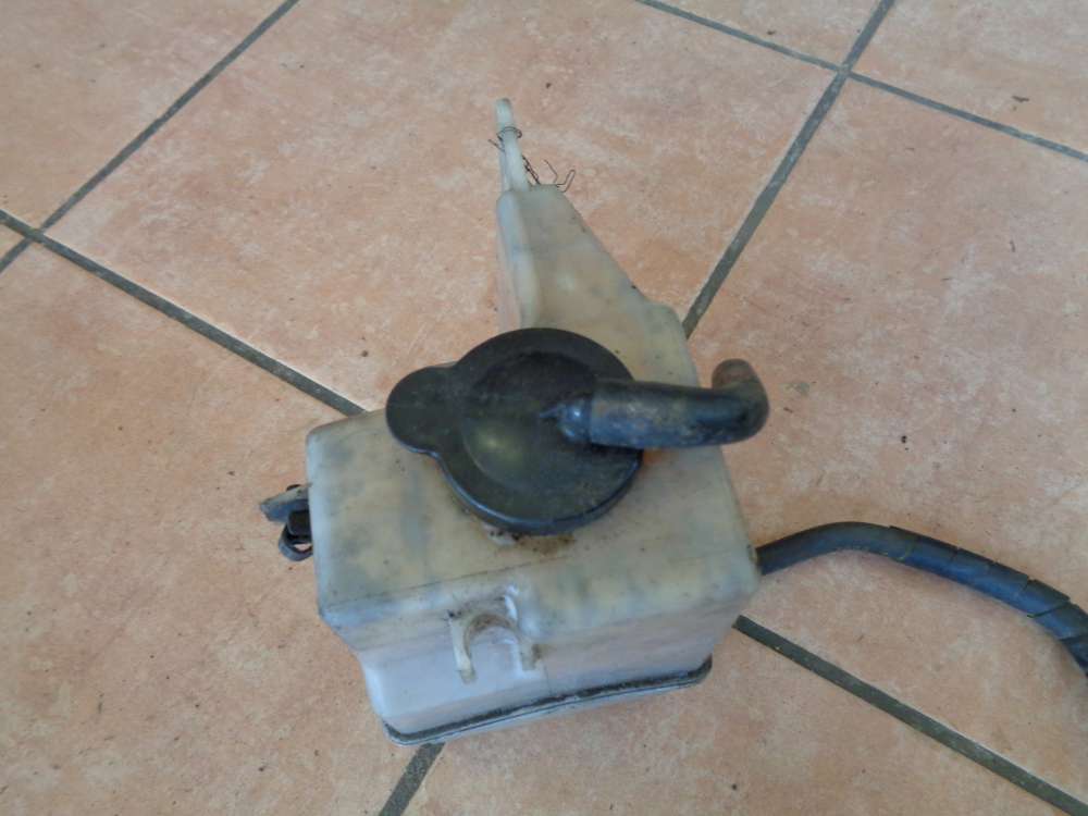 Mazda 323 Ausgleichsbeh?lter K?hlwasser 823021-096