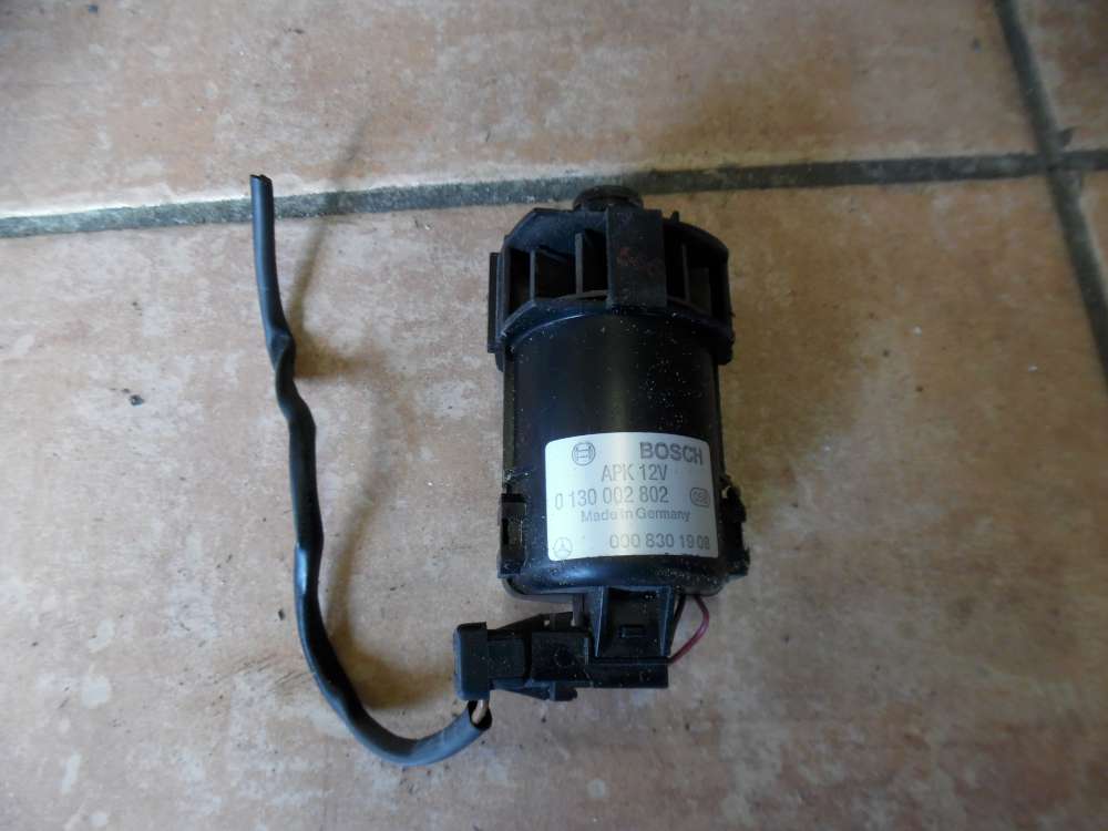 Mercedes W124 E-Klasse Temperaturfühler 0008301908 Bosch 0130002802