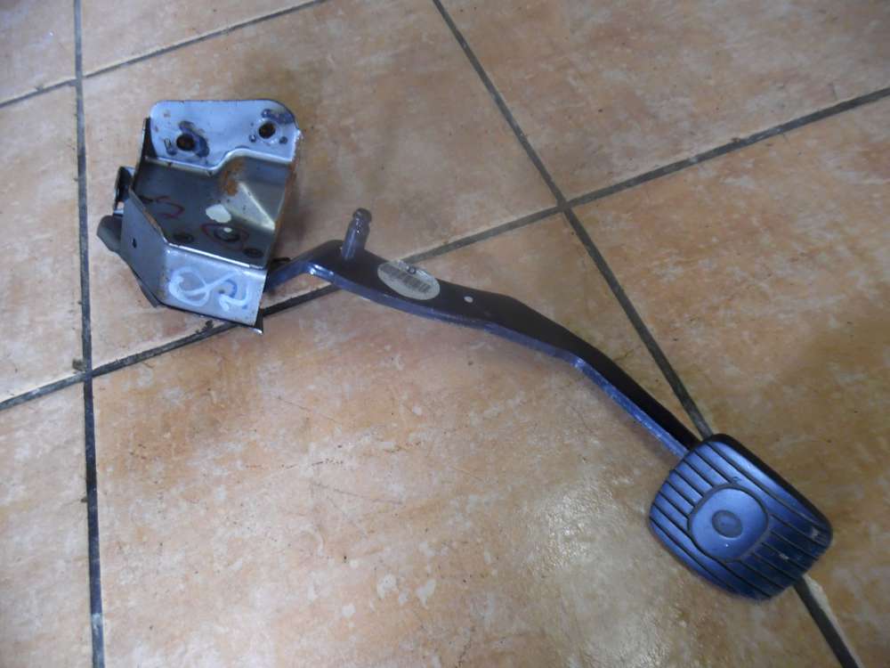 Nissan Micra K12 Kupplunsgspedal Pedal
