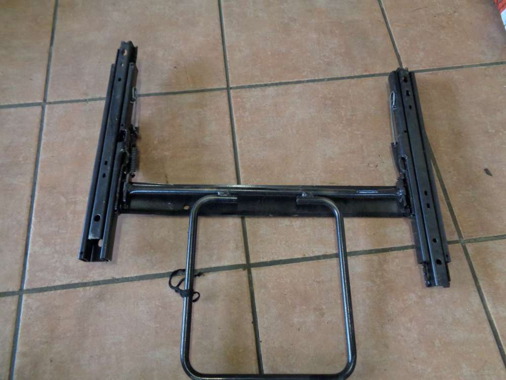 Peugeot 206 Cabrio Bj:2003 sitzschiene Schiene Links