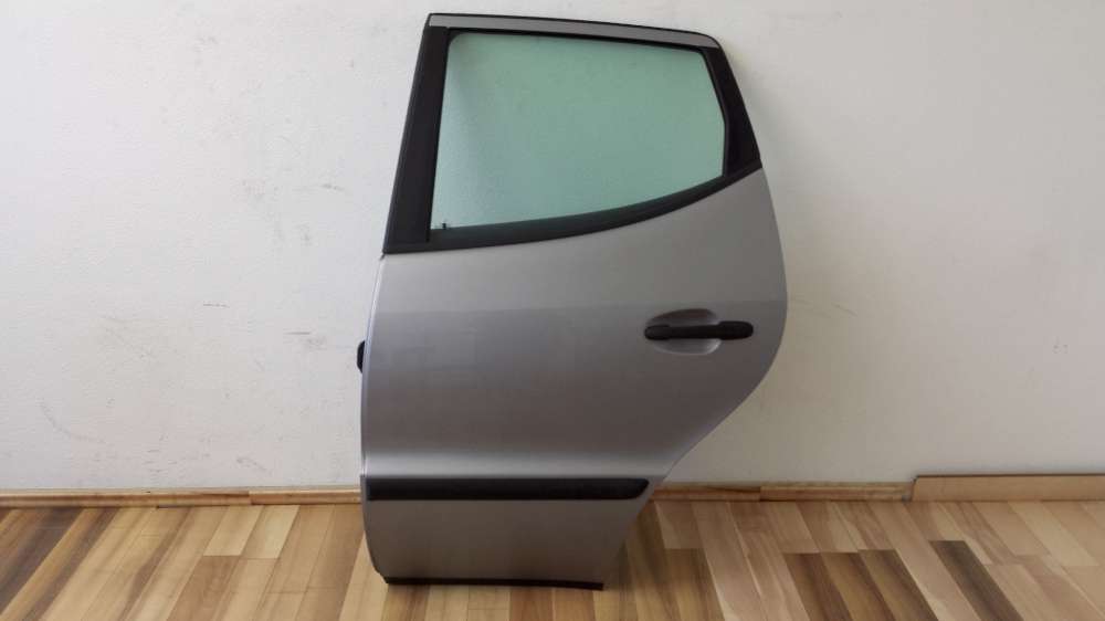 Mercedes Benz A-Klasse W168 T?r hinten Links Farbe: Silber