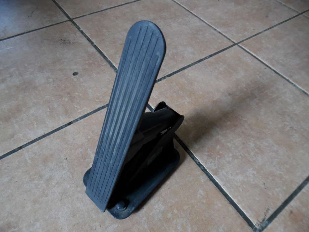 SMART Fortwo Gaspedal Pedal 0002245V017