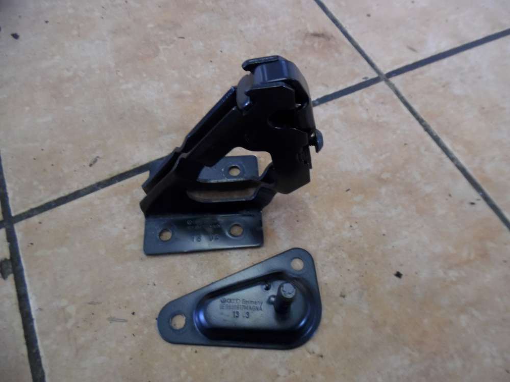 Audi A4 8E Halter Rücklehne 8E9886177 8E9886817