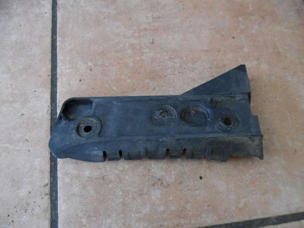 Audi A4 8E Halterung Halter Sto?stange vorne Links 8E0807283