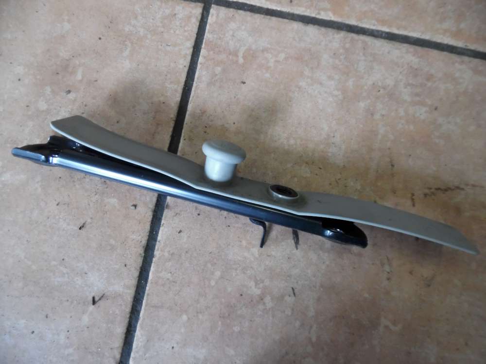 Opel Agila A Gurtversteller Vorne 67701108