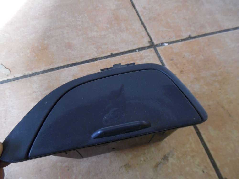 VW Golf V Aschereinsatz T?r Vorne Links 1K3857309