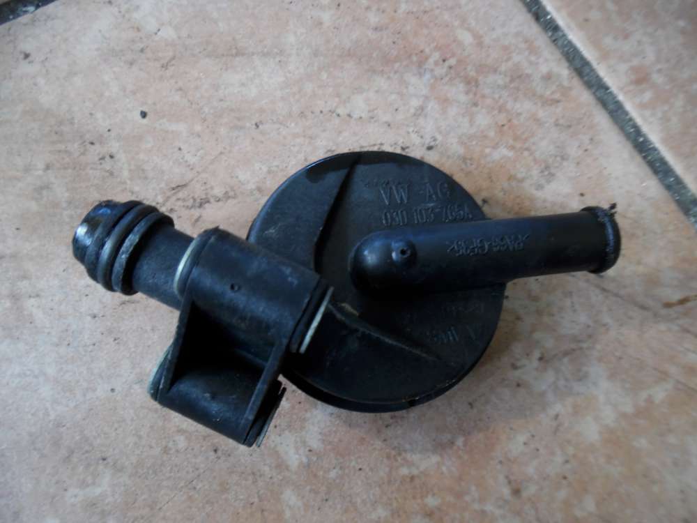 VW Fox 5Z Kurbelgehäuseentlüftung 03D103765A