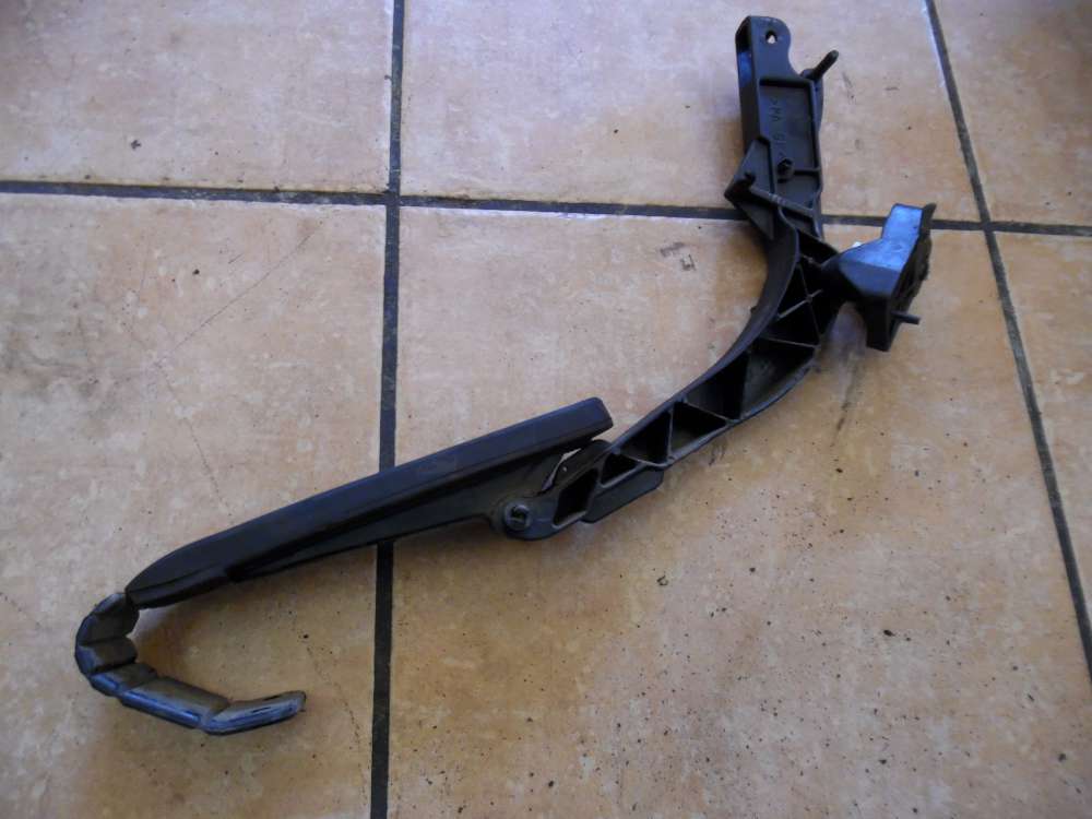 Mercedes-Benz C-Klasse W202 Gaspedal Pedal Fußpedal 2203010001