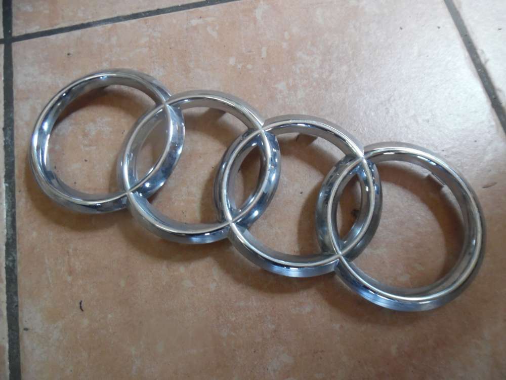 Audi A3 A1 Abzeichen Grill Emblem Vorne 8X0853605