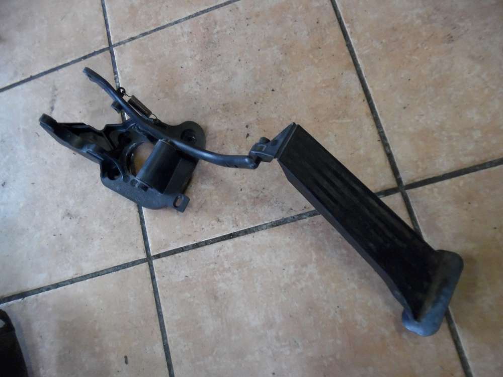 BMW E46 Gaspedal Pedal 1163875