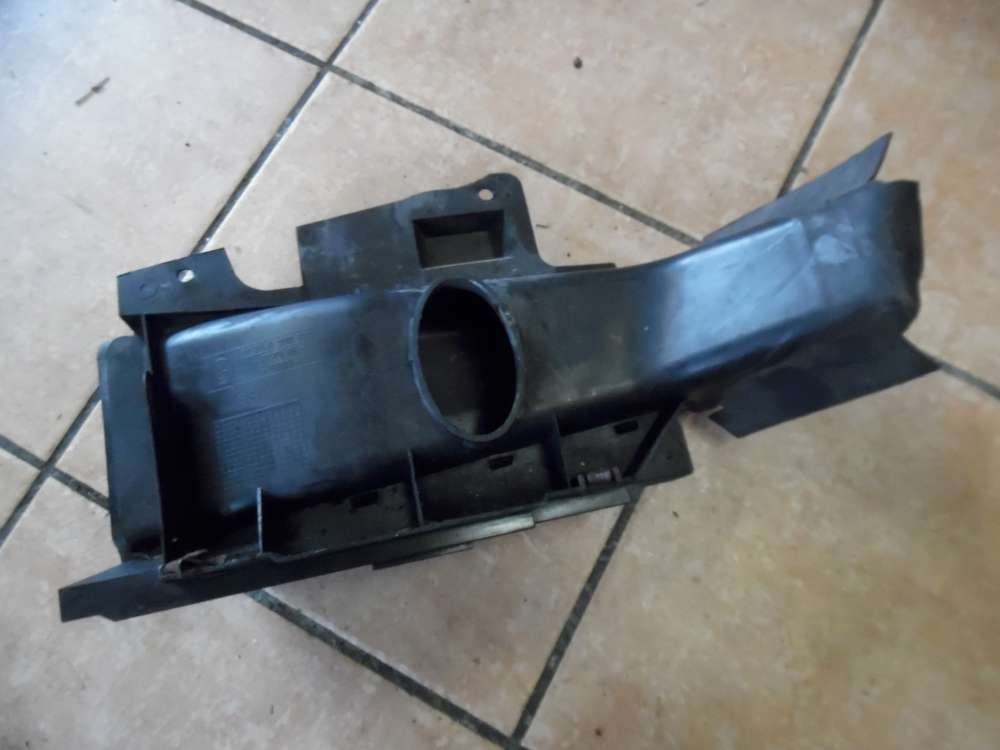 BMW E46 Luftführung Luftkanal Vorne Links 8230559