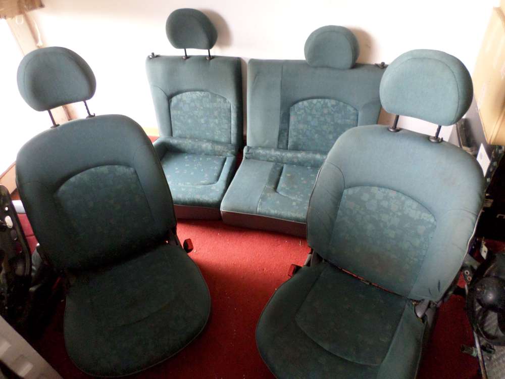 Peugeot 206 sitze Komplett Farbe: Gr?n ab 98-04