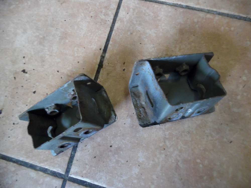 Nissan Almera Tino Halter Träger