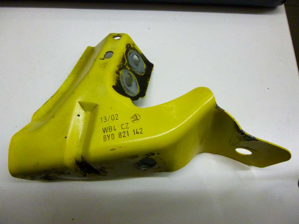 Skoda Fabia 6Y Kotfl?gel vorn Halter gelb rechts 6Y0821142