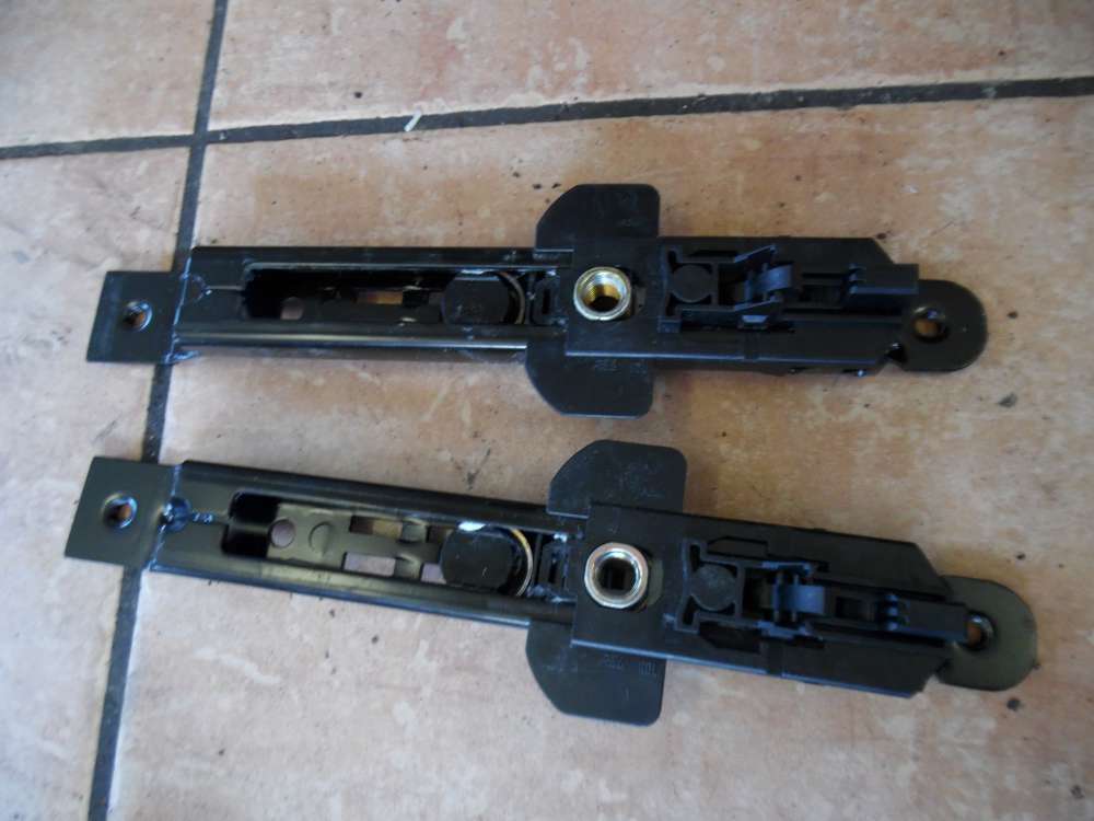VW Polo 9N Gurtversteller Höhenverstellung Vorne 6Q0857819