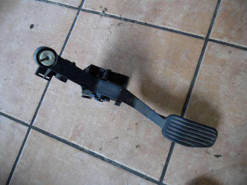 Volvo 850 Gaspedal Pedal Gas 6842390