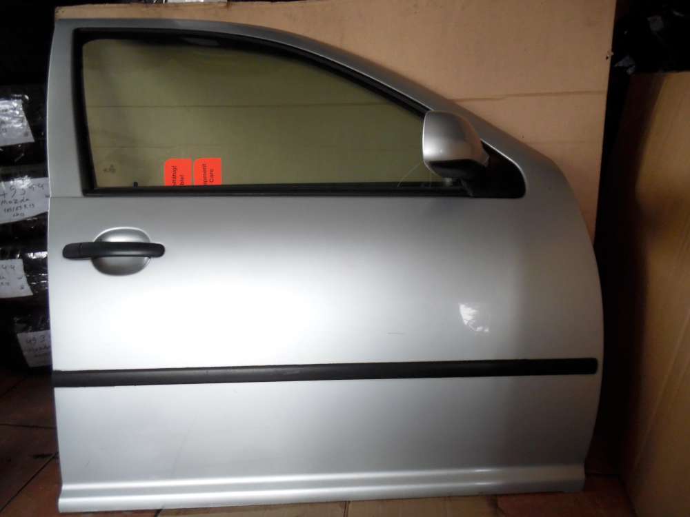 VW Golf IV Limo T?r Vorne Rechts silber : LA7W