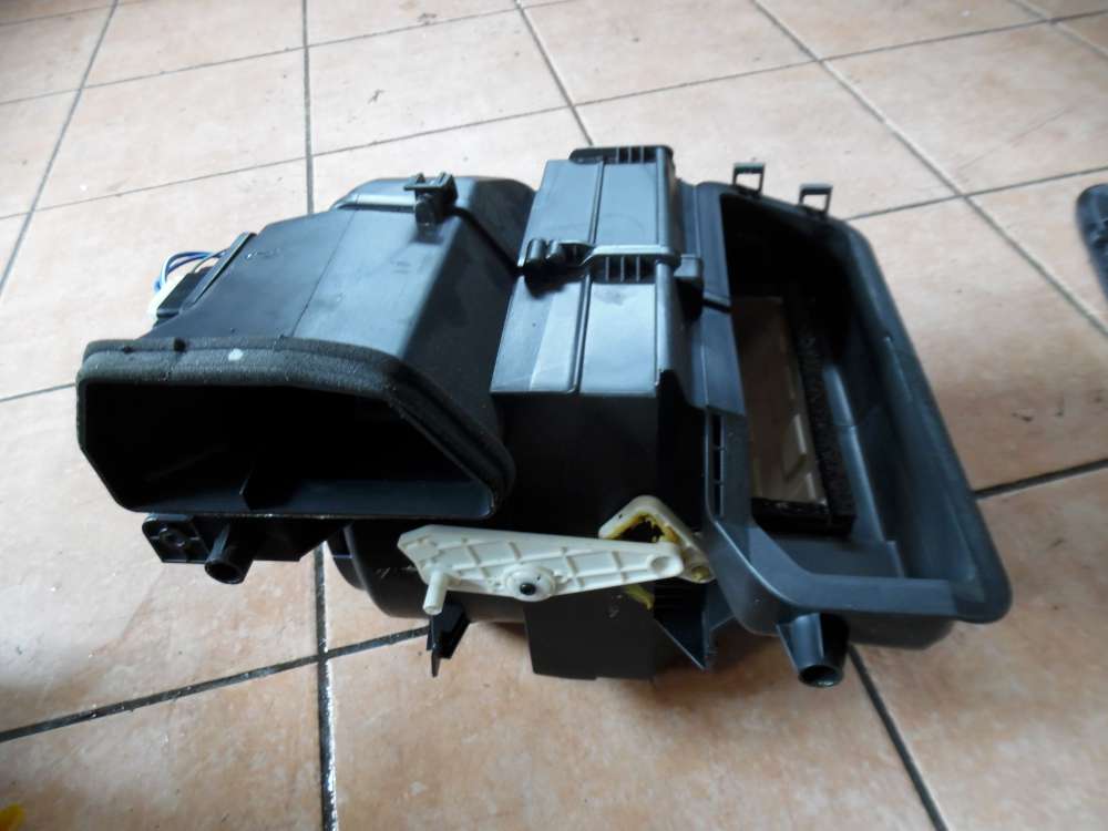 Mazda 2 DY Gebläsekasten 3M7118527