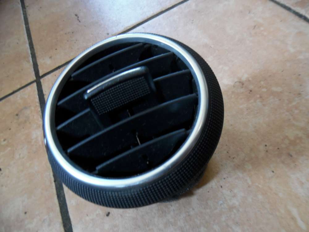 Audi A3 8P Lüftdüse Düse 8P0820901